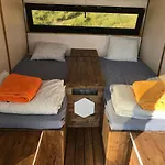 Lodge Voose Paeikesekodu Seminari- Ja Puhkekeskus *