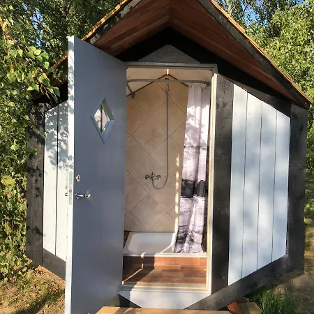 Voose Paeikesekodu Seminari- Ja Puhkekeskus אכסניה