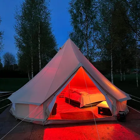 Voose Paeikesekodu Seminari- Ja Puhkekeskus Vose