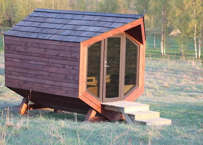 Lodge Voose Paeikesekodu Seminari- Ja Puhkekeskus *